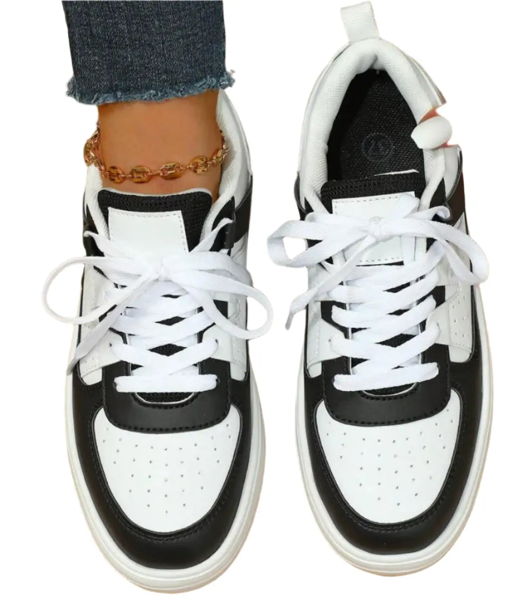 Stylish Sneakers - Fashionable Design & Cushioned Fit