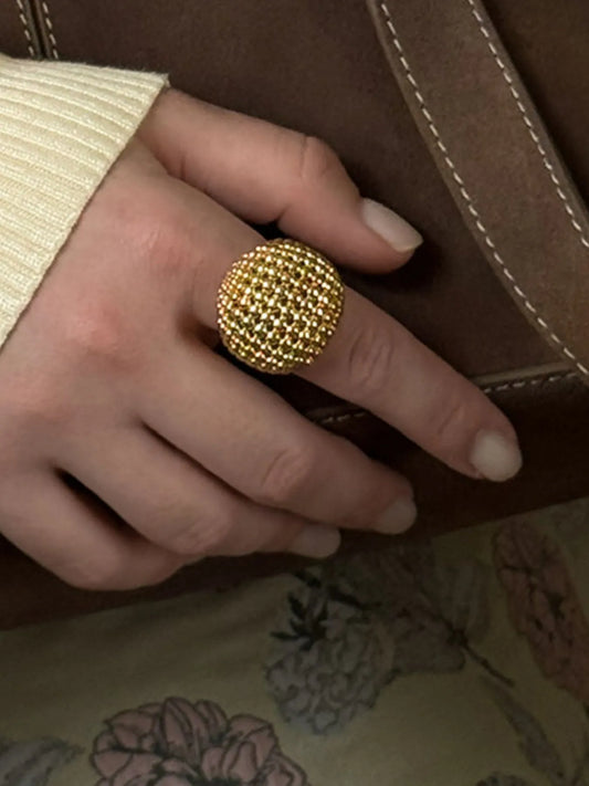 Silver Tone Patterned Dome Band Ring - EasyApparels